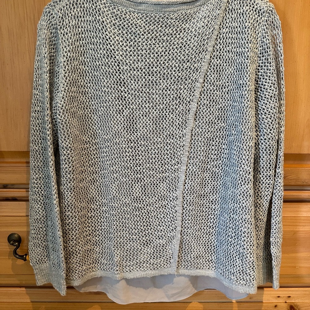 Light gray sweater with lining